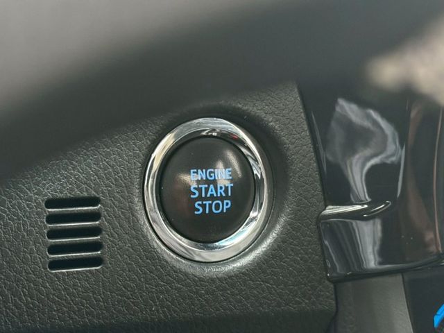 一手車 跑少 IKEY 恆溫 防滑 影音 賞車另有優惠  第11張相片