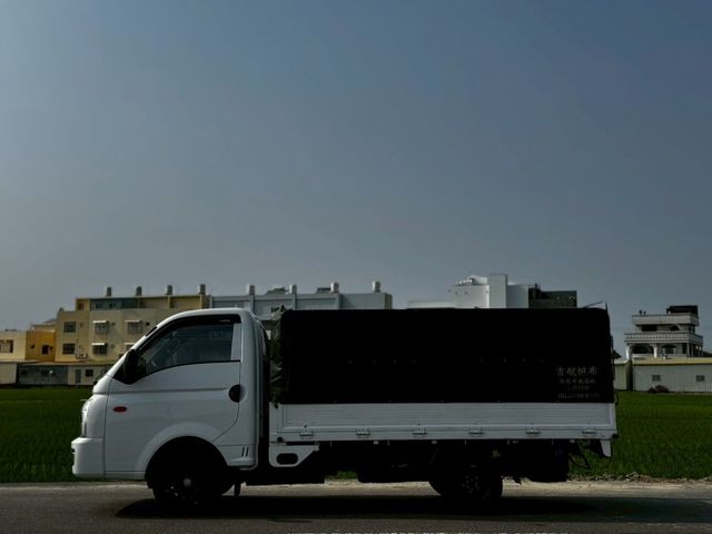 手排小霸王 原鈑件 車況優質 引擎健康  第2張相片