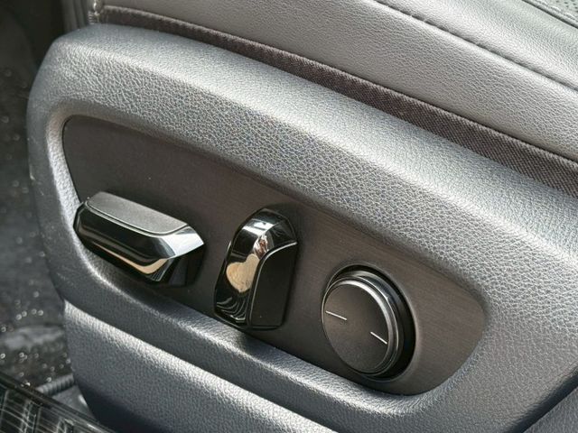 高級豪華房車 lv2跟車 雙區恆溫 鑽石地毯 豪華版 賞車另有優惠  第16張相片