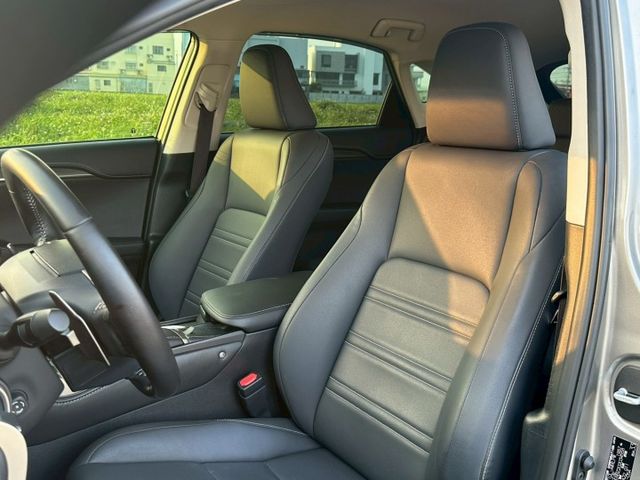 菁英PLUS 原版件 雙電椅 電尾門 賞車另有優惠價  第12張相片