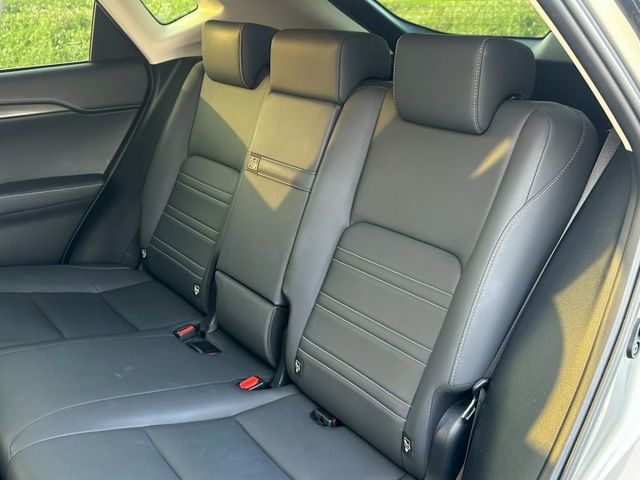 菁英PLUS 原版件 雙電椅 電尾門 賞車另有優惠價  第13張相片