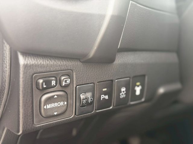 一手媽媽用車 僅跑2萬 市場唯一 豪華版6安 賞車另有優惠  第12張相片
