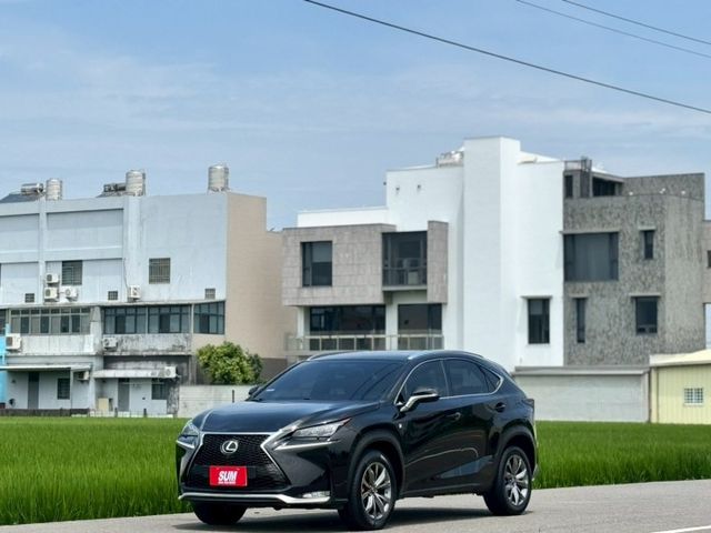 最便宜的F版 AWD 雙色內裝 賞車另有優惠  第1張相片