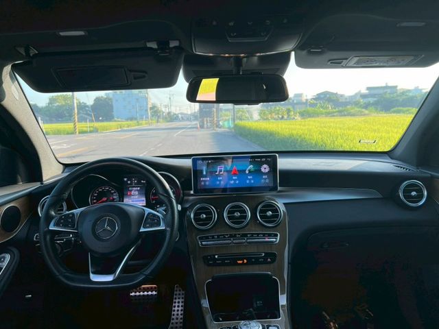 AMG套件 環景 盲點 安卓機 23P跟車 可以找錢找很多 賞車另有優惠價  第8張相片