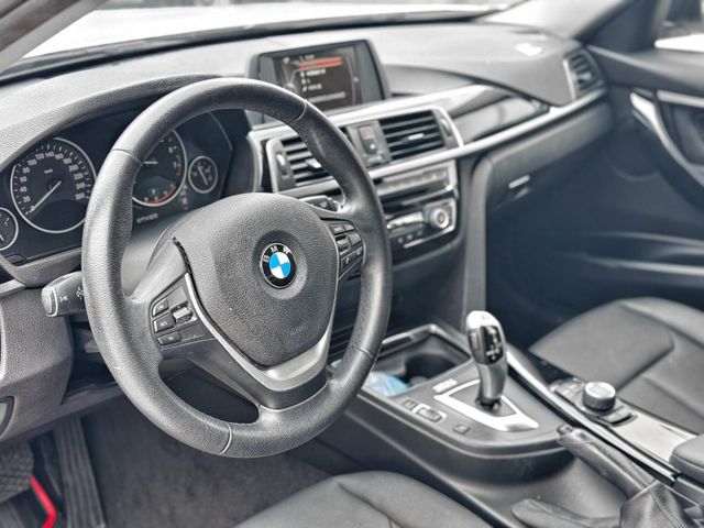 3 SERIES SEDAN F30  第3張相片