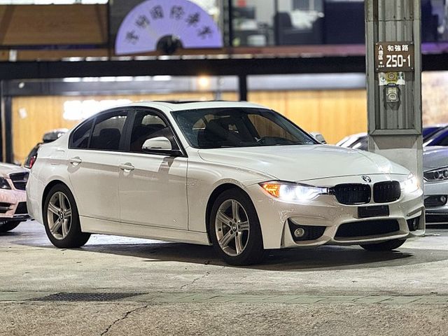 3 SERIES SEDAN F30  第1張相片