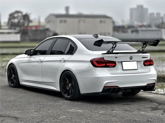 3 SERIES SEDAN F30  第2張相片