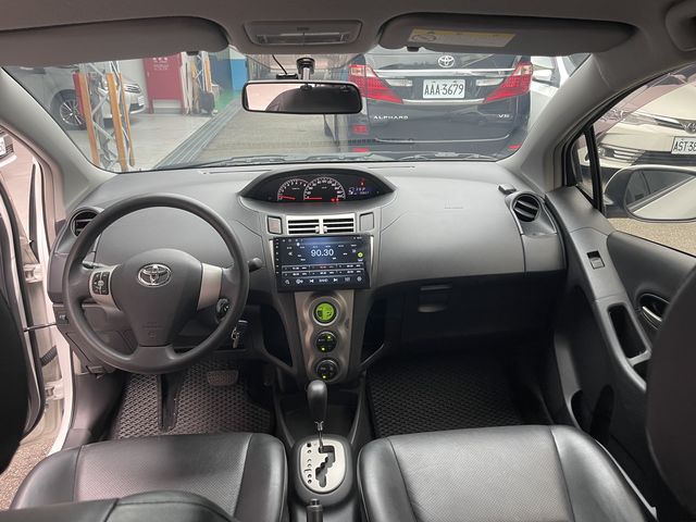 YARIS 1.5  第7張相片