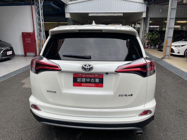 RAV4 2.0  第6張相片