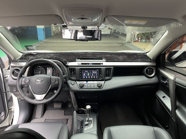 RAV4 2.0  第7張相片