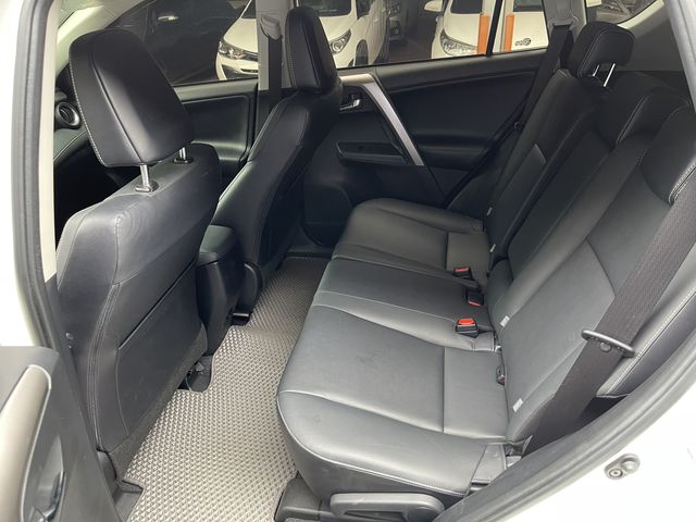 RAV4 2.0  第9張相片