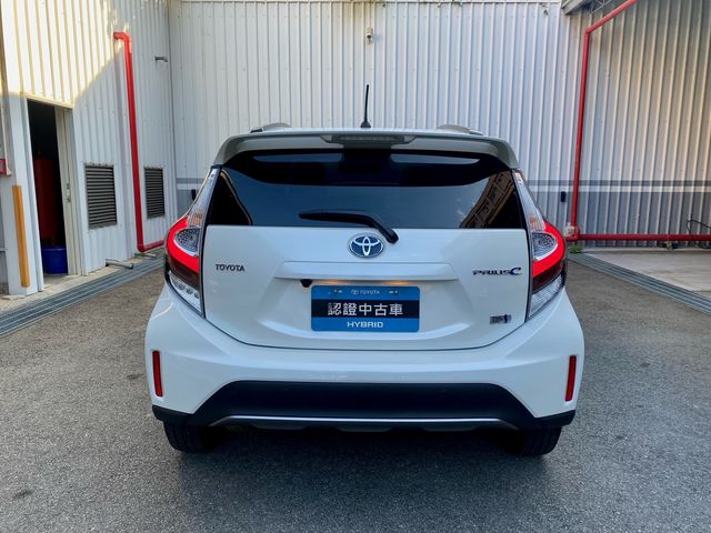 PRIUS C 1.5  第6張相片