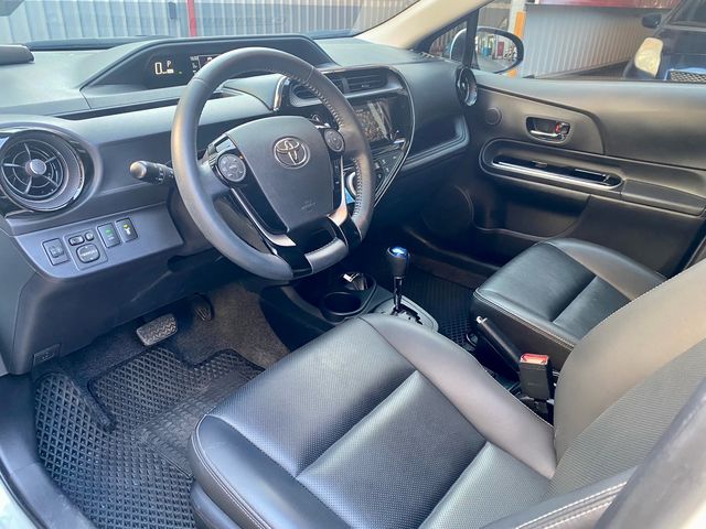PRIUS C 1.5  第8張相片