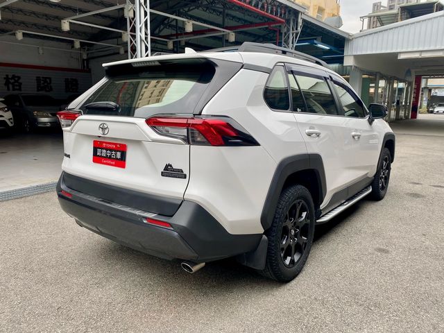 RAV4 2.0  第5張相片