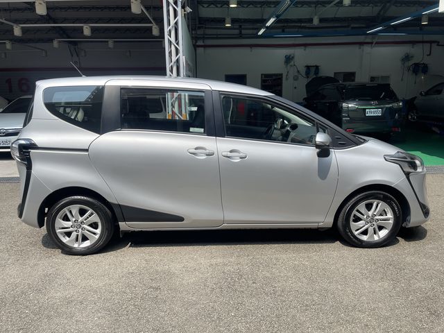 SIENTA 1.8  第4張相片