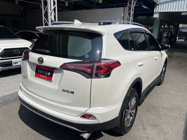 RAV4 2.5  第5張相片