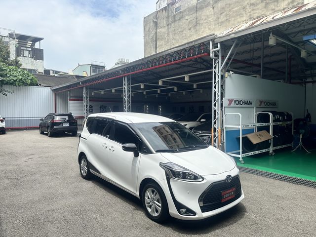 SIENTA 1.8  第3張相片