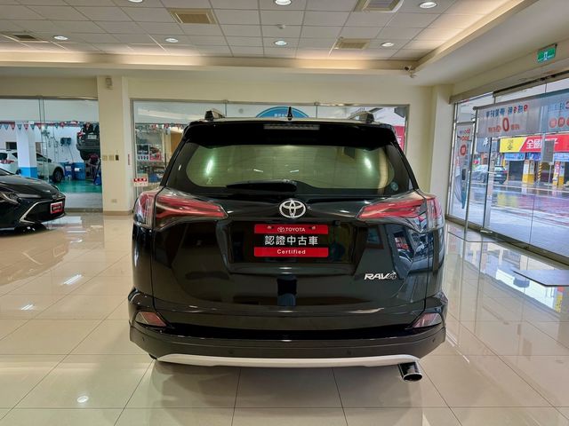 RAV4 2.5  第6張相片