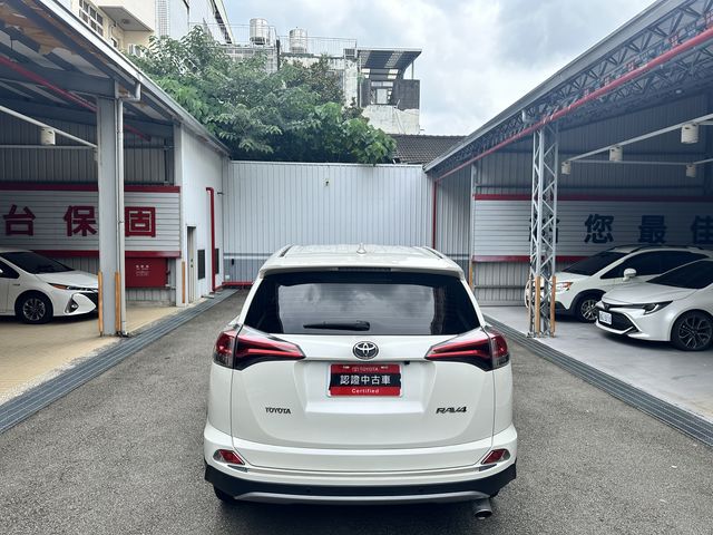 RAV4 2.0  第6張相片