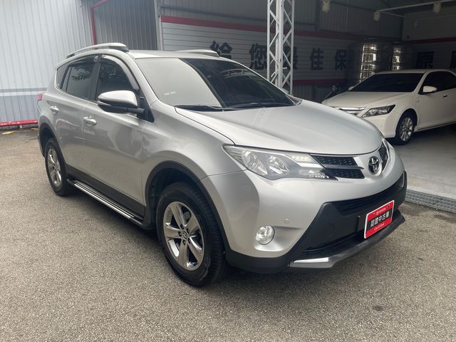 RAV4 2.0  第3張相片
