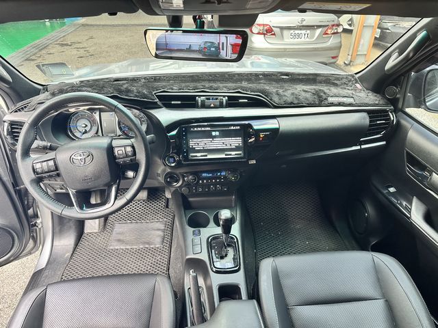 HILUX  第7張相片