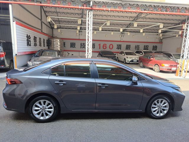 ALTIS 1.8  第4張相片