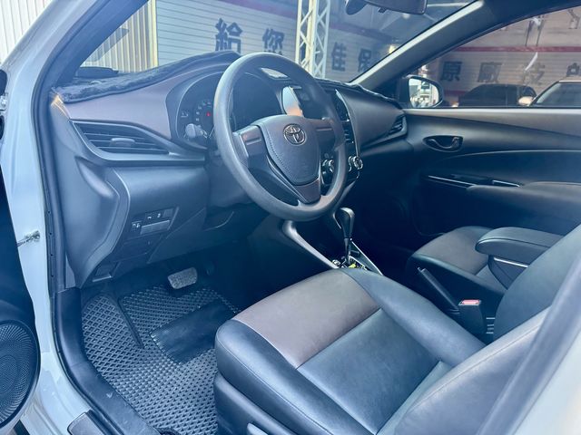YARIS 1.5  第8張相片