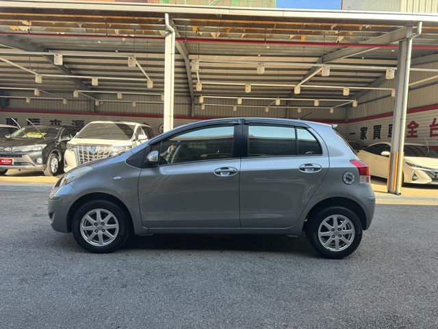YARIS 1.5  第4張相片
