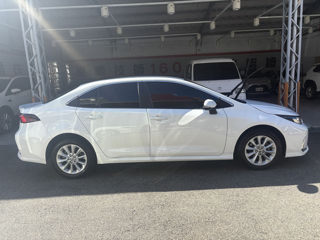 ALTIS 1.8  第4張相片