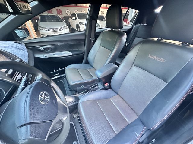 YARIS 1.5  第8張相片