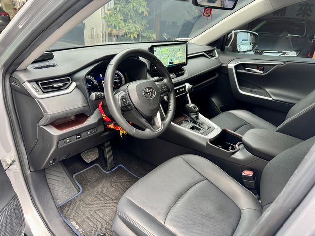 RAV4 2.5 HV  第8張相片
