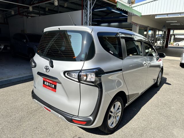 SIENTA 1.8  第5張相片