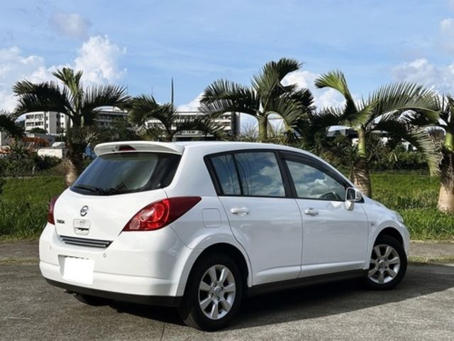 NISSAN日產 TIIDA  第3張相片