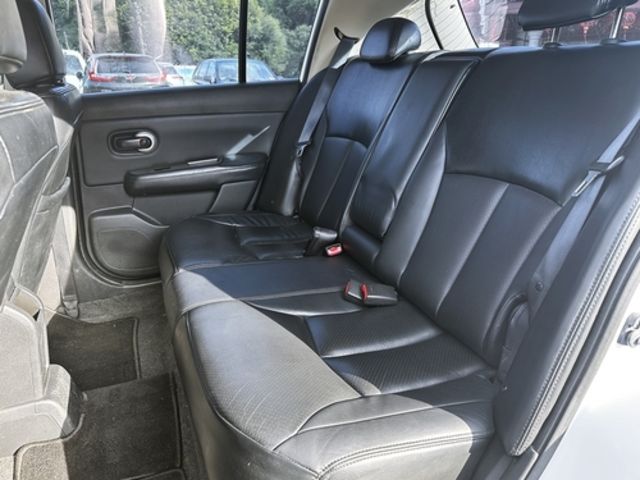NISSAN日產 TIIDA  第8張相片
