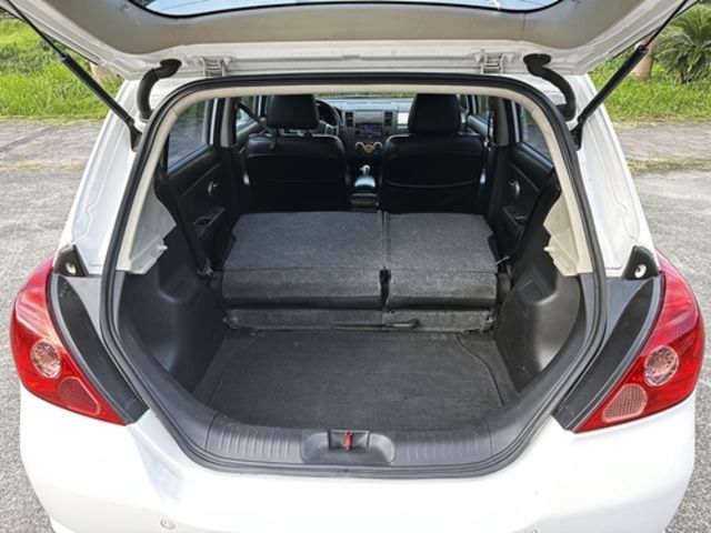 NISSAN日產 TIIDA  第10張相片