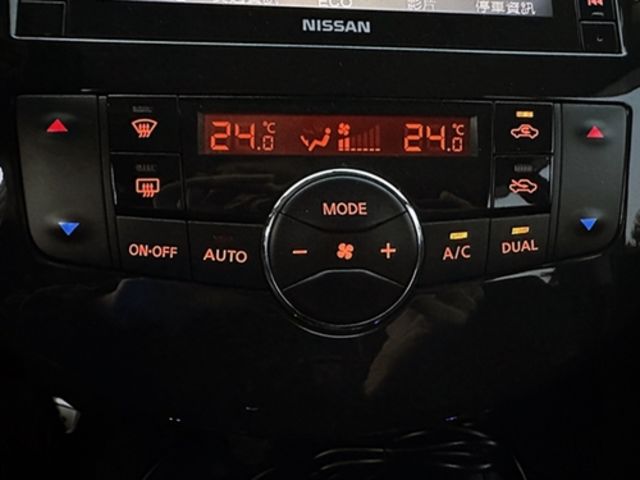 NISSAN日產 TIIDA  第14張相片