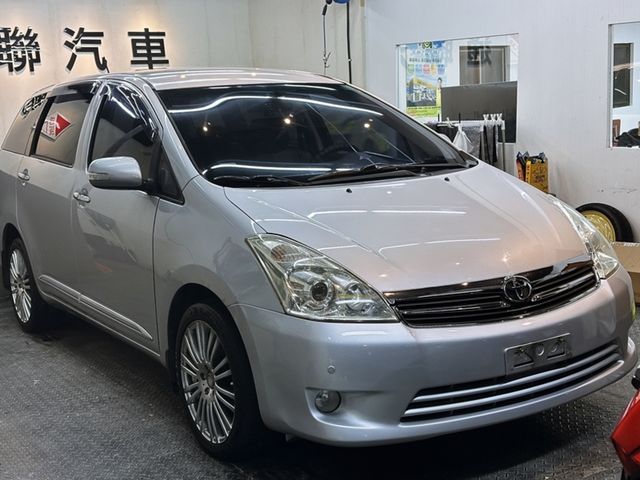 TOYOTA豐田 WISH  第2張相片