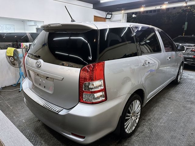 TOYOTA豐田 WISH  第5張相片