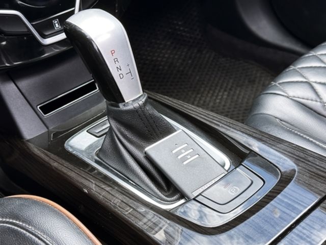 LUXGEN納智捷 U6 TURBO  第19張相片