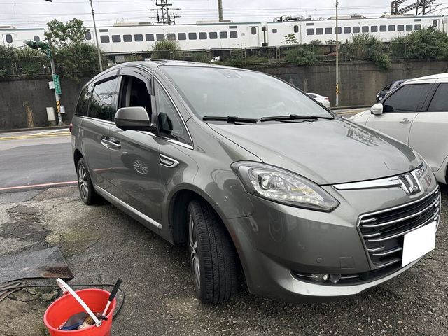 LUXGEN納智捷 7 MPV  第2張相片