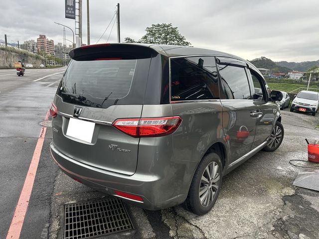 LUXGEN納智捷 7 MPV  第4張相片