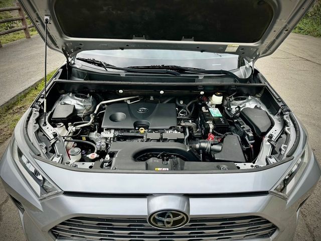 TOYOTA豐田 RAV4  第13張相片