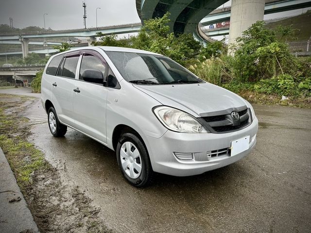 TOYOTA豐田 INNOVA  第1張相片