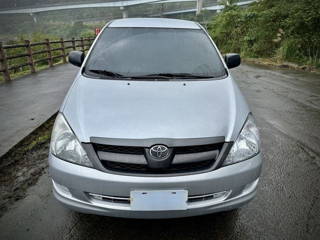 TOYOTA豐田 INNOVA  第3張相片