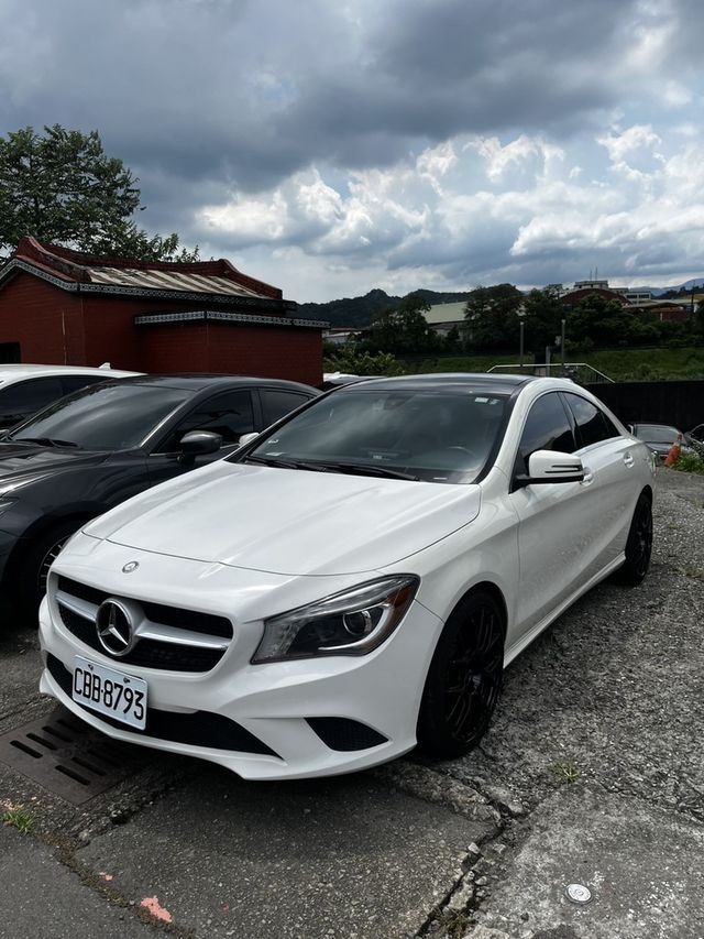 M-BENZ賓士 CLA250  第1張相片