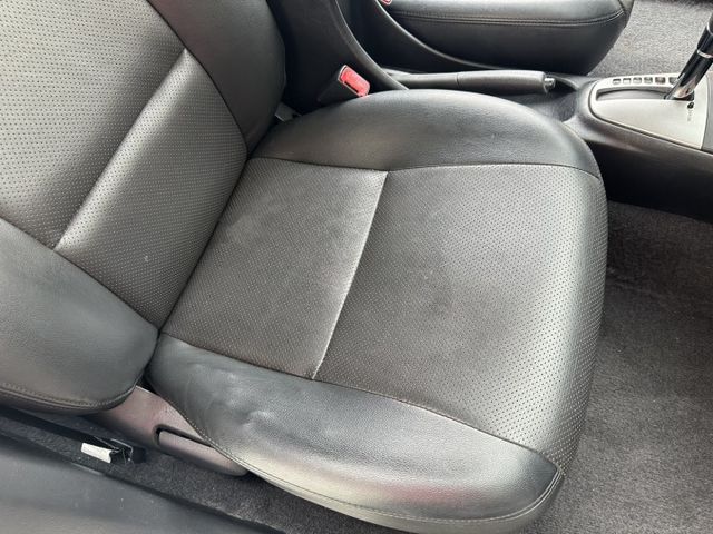 一手車 原鈑件 無事故 無泡水 里程保證只跑11萬多公里 無待修 最佳代步車 可全貸  第16張相片