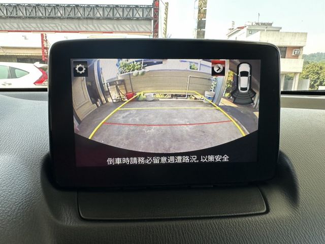 一手車 原版件 可認證 里程證8萬公里 內裝外表都漂亮 四條近全新輪胎 實車實價 可全額貸 保固一年  第13張相片