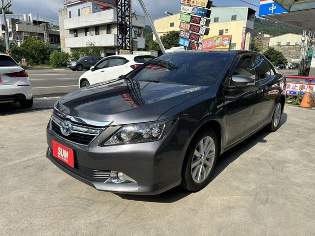 一手車庫車 原版件 可認證 2024/3月已在原廠換過HV大電池 IKEY 摸門 定速 電動椅 導航安卓機 可全額貸款  第3張相片