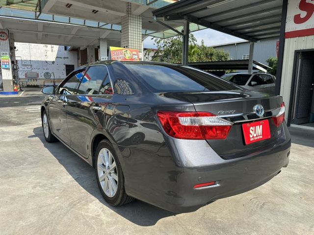 一手車庫車 原版件 可認證 2024/3月已在原廠換過HV大電池 IKEY 摸門 定速 電動椅 導航安卓機 可全額貸款  第4張相片