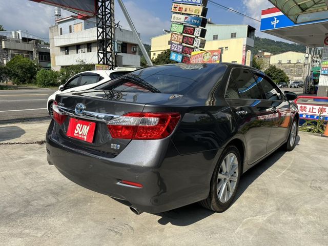 一手車庫車 原版件 可認證 2024/3月已在原廠換過HV大電池 IKEY 摸門 定速 電動椅 導航安卓機 可全額貸款  第6張相片